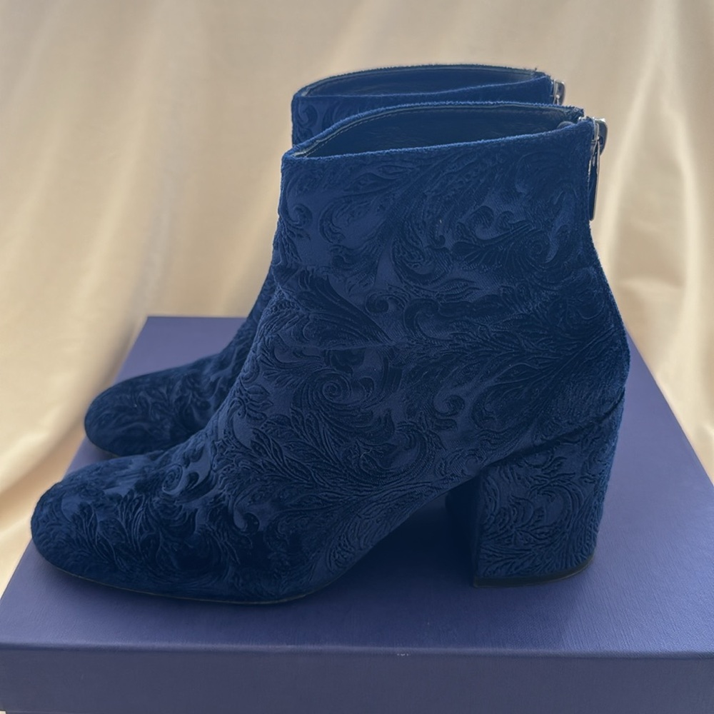 Stuart Weitzman Booties - image 6